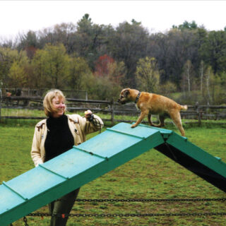 Karen Pryor y su perro Twitchett